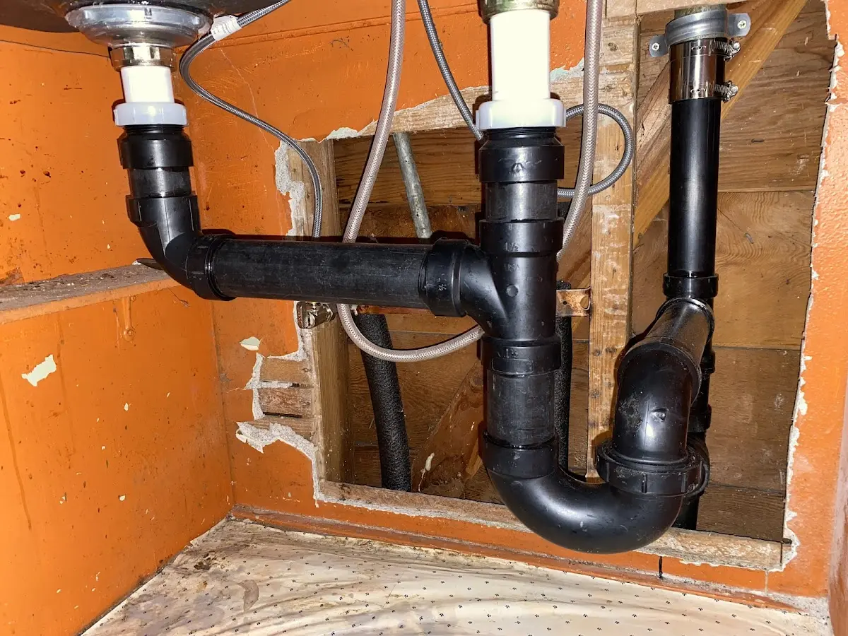 Professional Pipe Bursting equipment and tools on the job in Clemmons